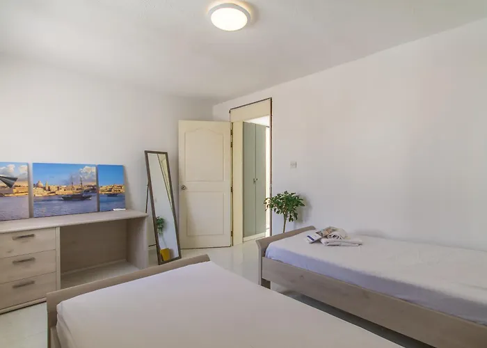 Swieqi With Shared Facilities 107 * Is-Swieqi