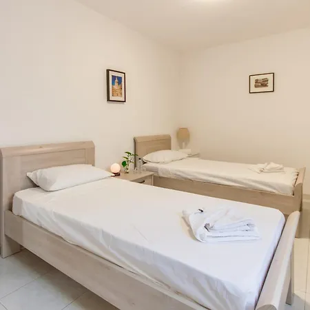 Swieqi With Shared Facilities 107 - Happy Konukevi Is-Swieqi