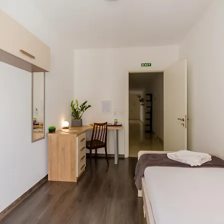 Swieqi With Shared Facilities 107 *