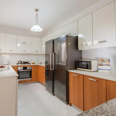 Swieqi With Shared Facilities 107 Is-Swieqi