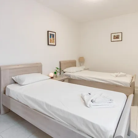 Swieqi With Shared Facilities 107 Affittacamere *