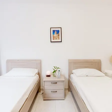 Swieqi With Shared Facilities 107 Affittacamere *