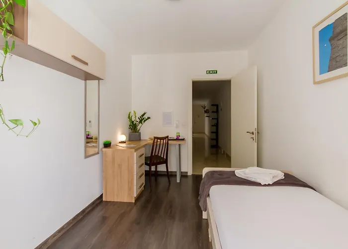 Swieqi With Shared Facilities 107 *