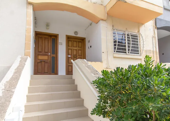 בית הארחה Swieqi With Shared Facilities 107 *