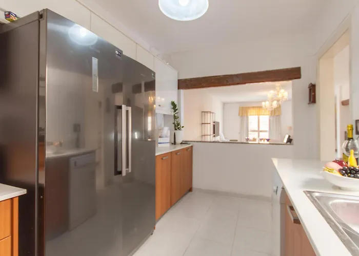 Swieqi With Shared Facilities 107 ゲストハウス *